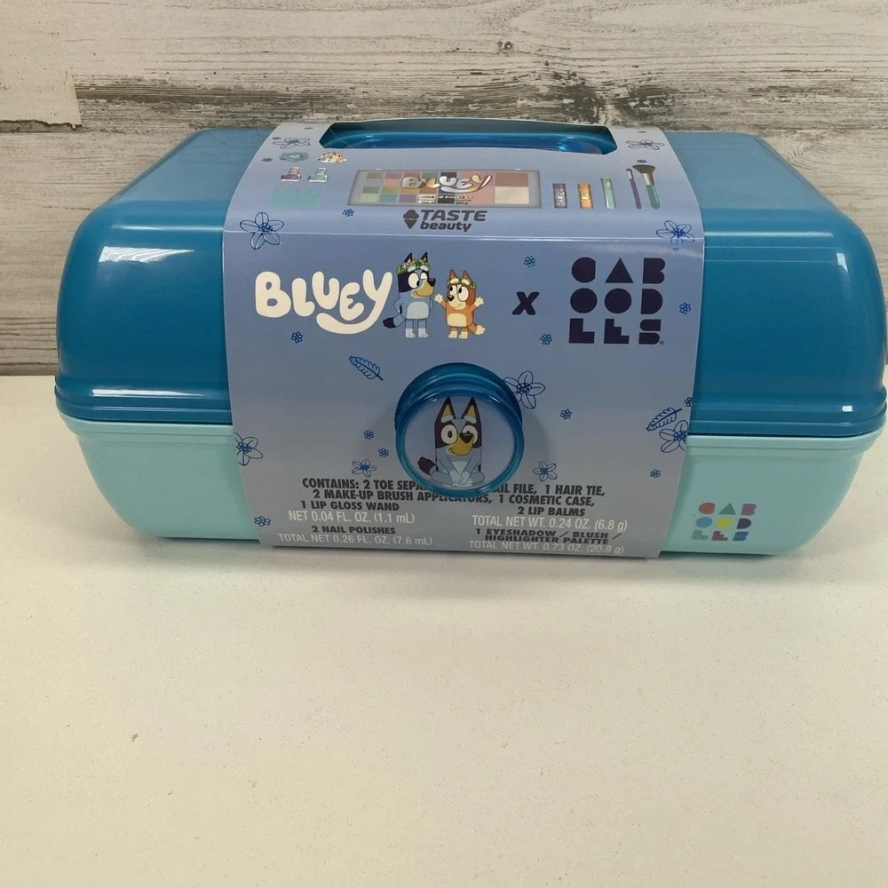 NEW Bluey X Caboodles Makeup Beauty Organizer Kit Carrying Case - 12 Piece Set